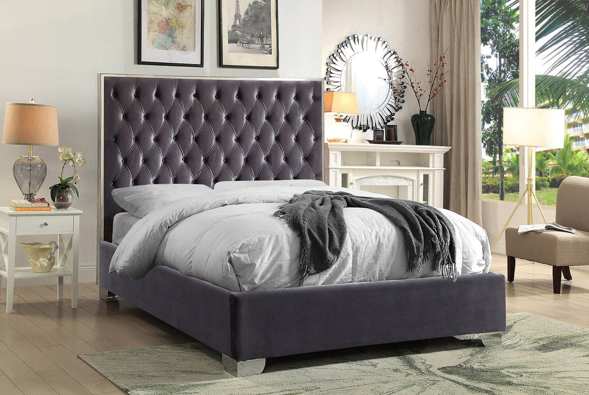 IF-5540 Grey Velvet Tufted Platform Bed