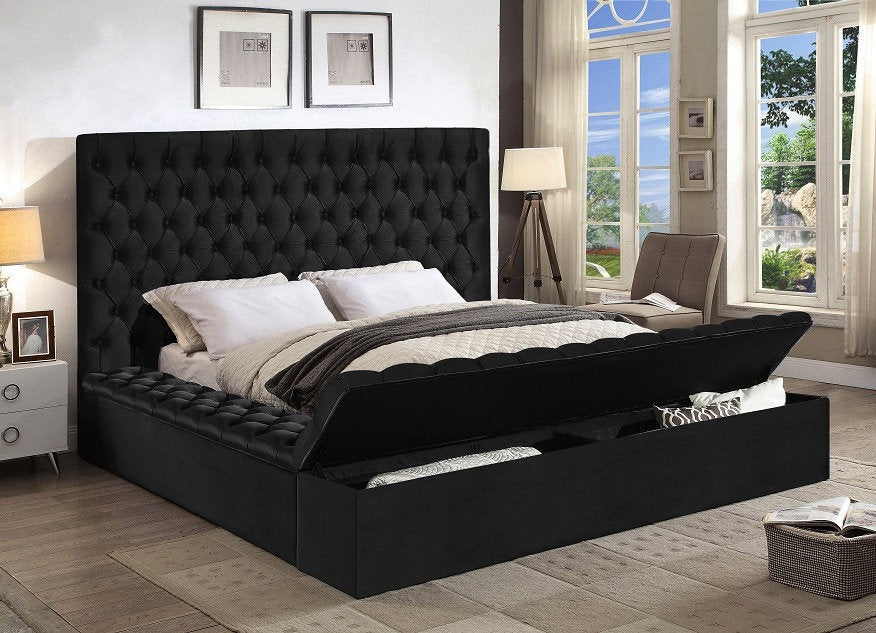 IF-5793 Black Velvet Platform Bed w/ Benches